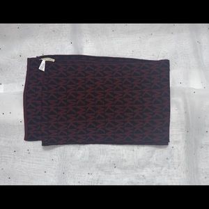 Michael kors scarf